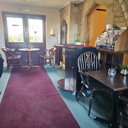 Schoolhouse Restaurant And Hotel Swindon Exterior foto