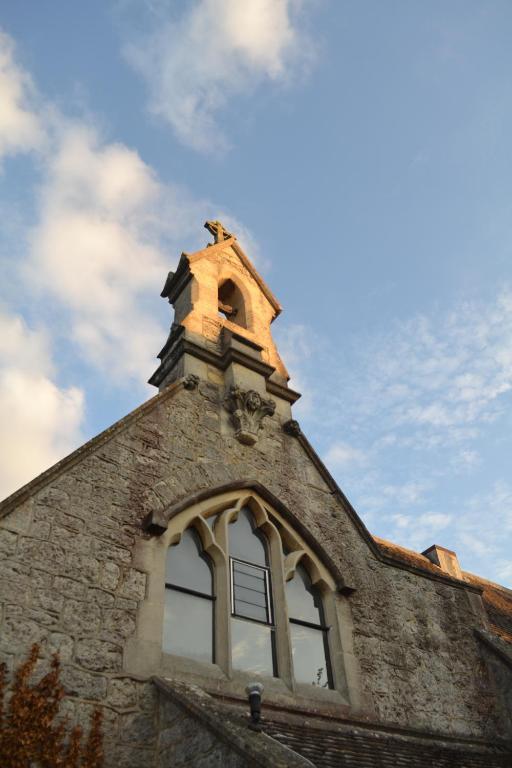 Schoolhouse Restaurant And Hotel Swindon Exterior foto